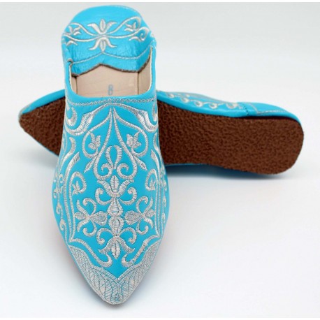 Babouche marocaine bleu turquoise a motifs argentée en cuir